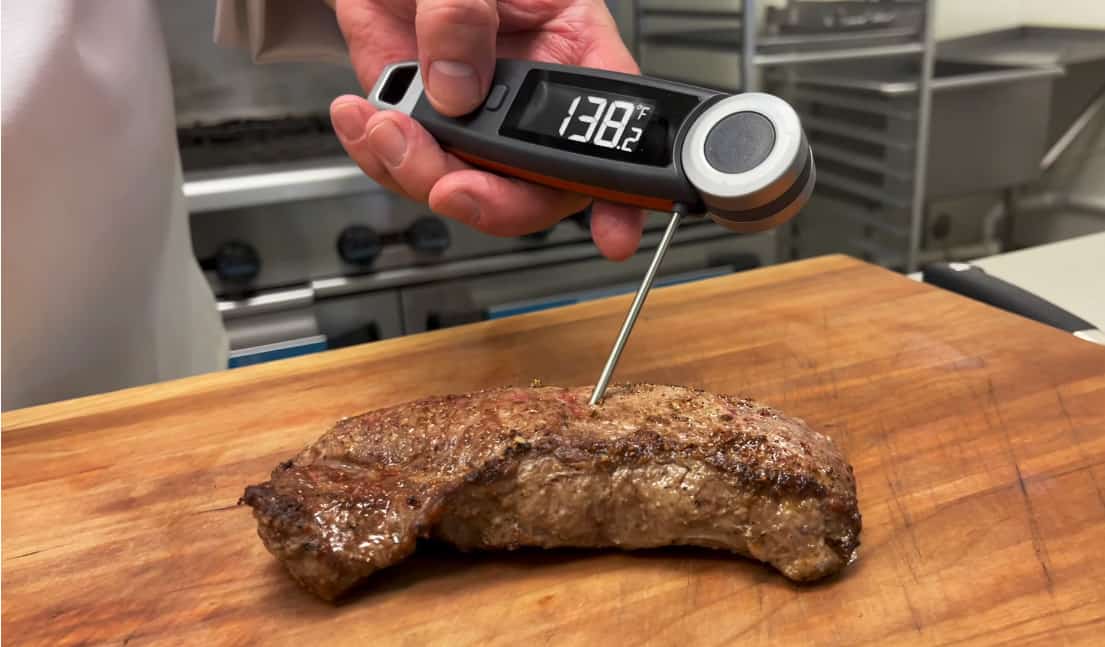 Use ChefsTemp Thermometer to Measure Food Temperature ChefsTemp