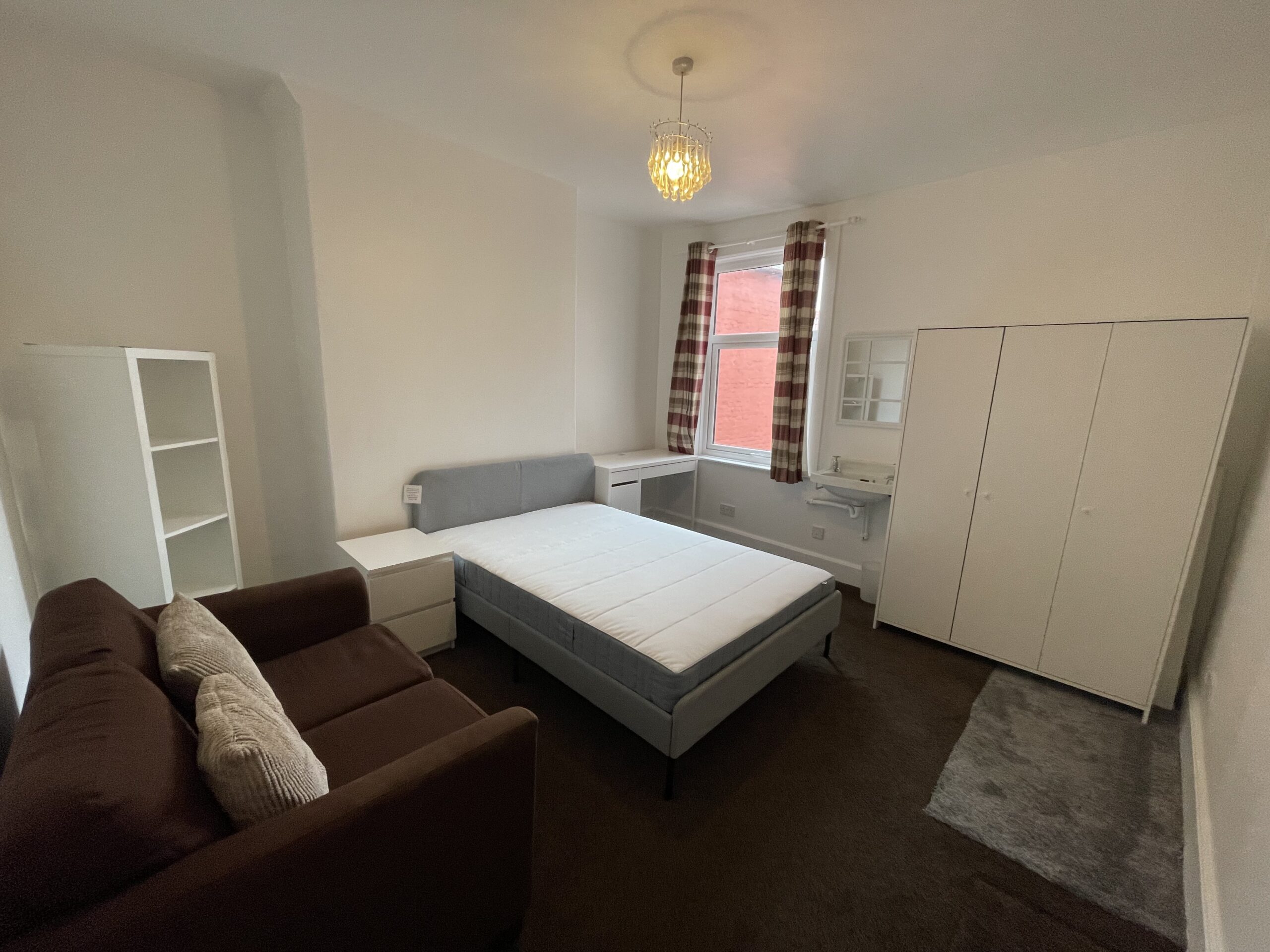 Rent A Room In Chester (1 Person Max) Chichester Street Chester House