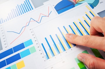 Controle de gestion en temps partagé