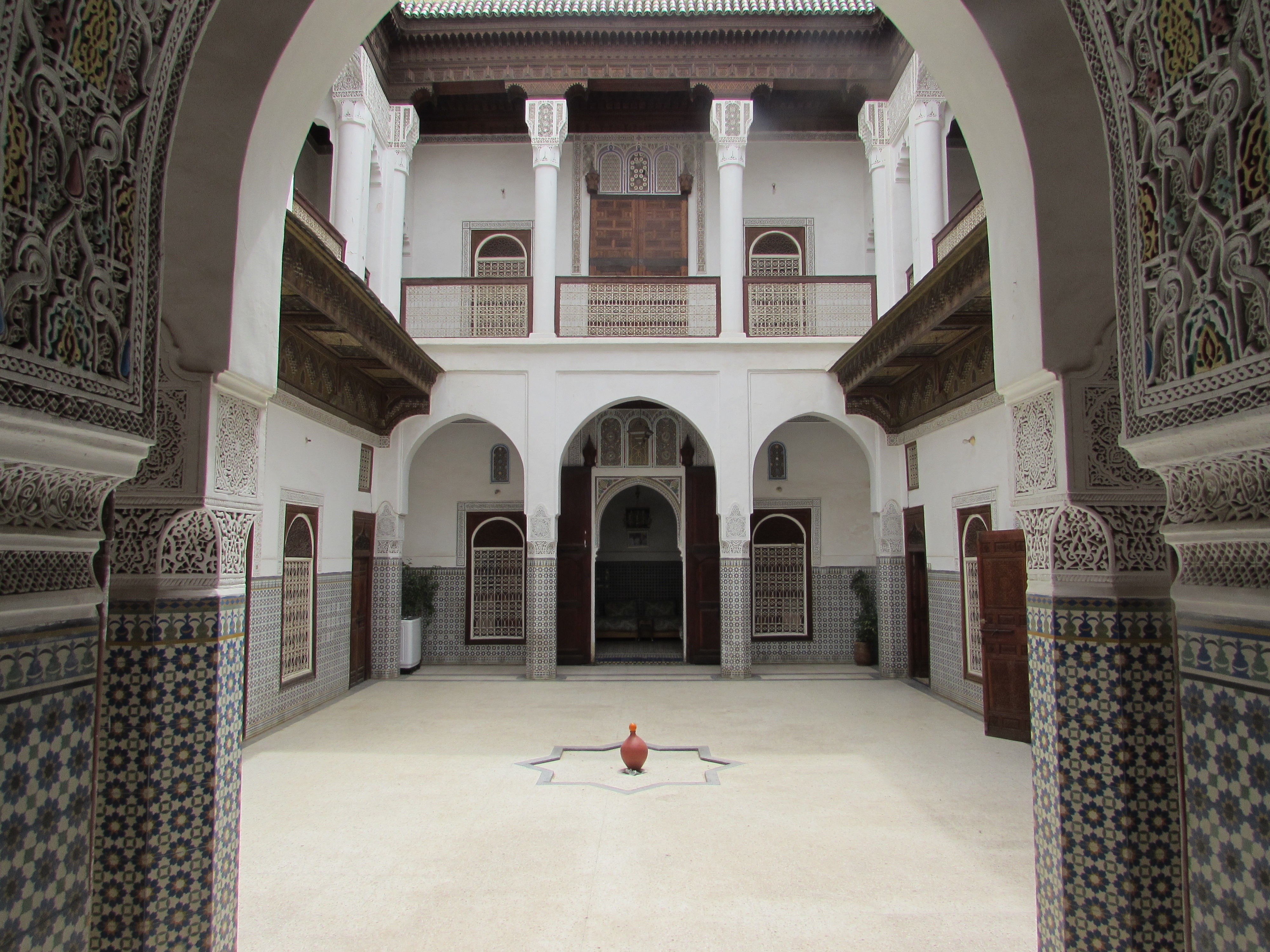 Marrakech medina palace riad for sale extra ordinary 700m2 dream riad