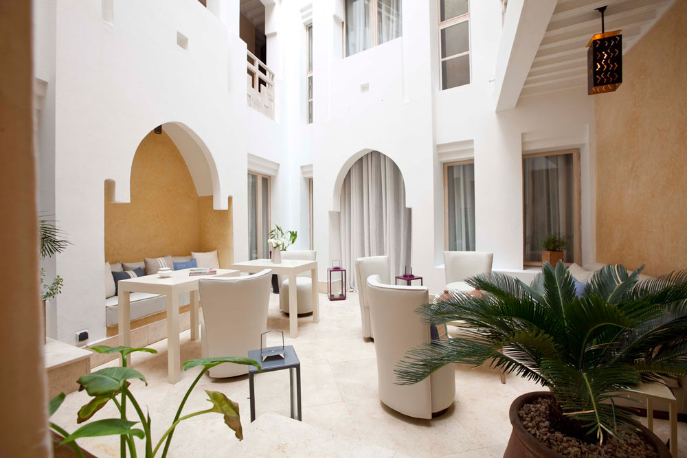 Essaouira boutique hotel for sale 5 suites renovated riad