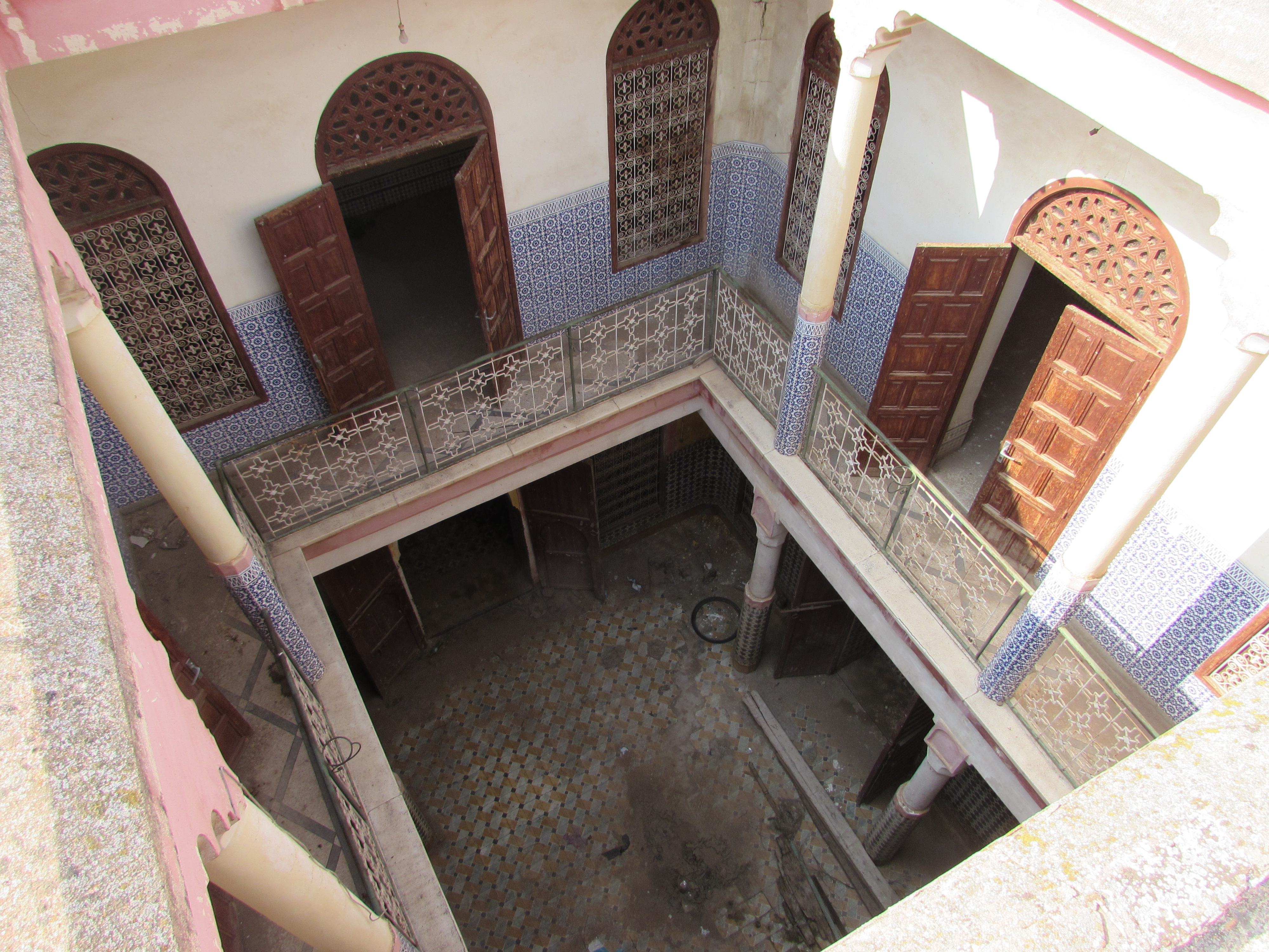Stunning ancient 280m2 medina property for sale split between two patios