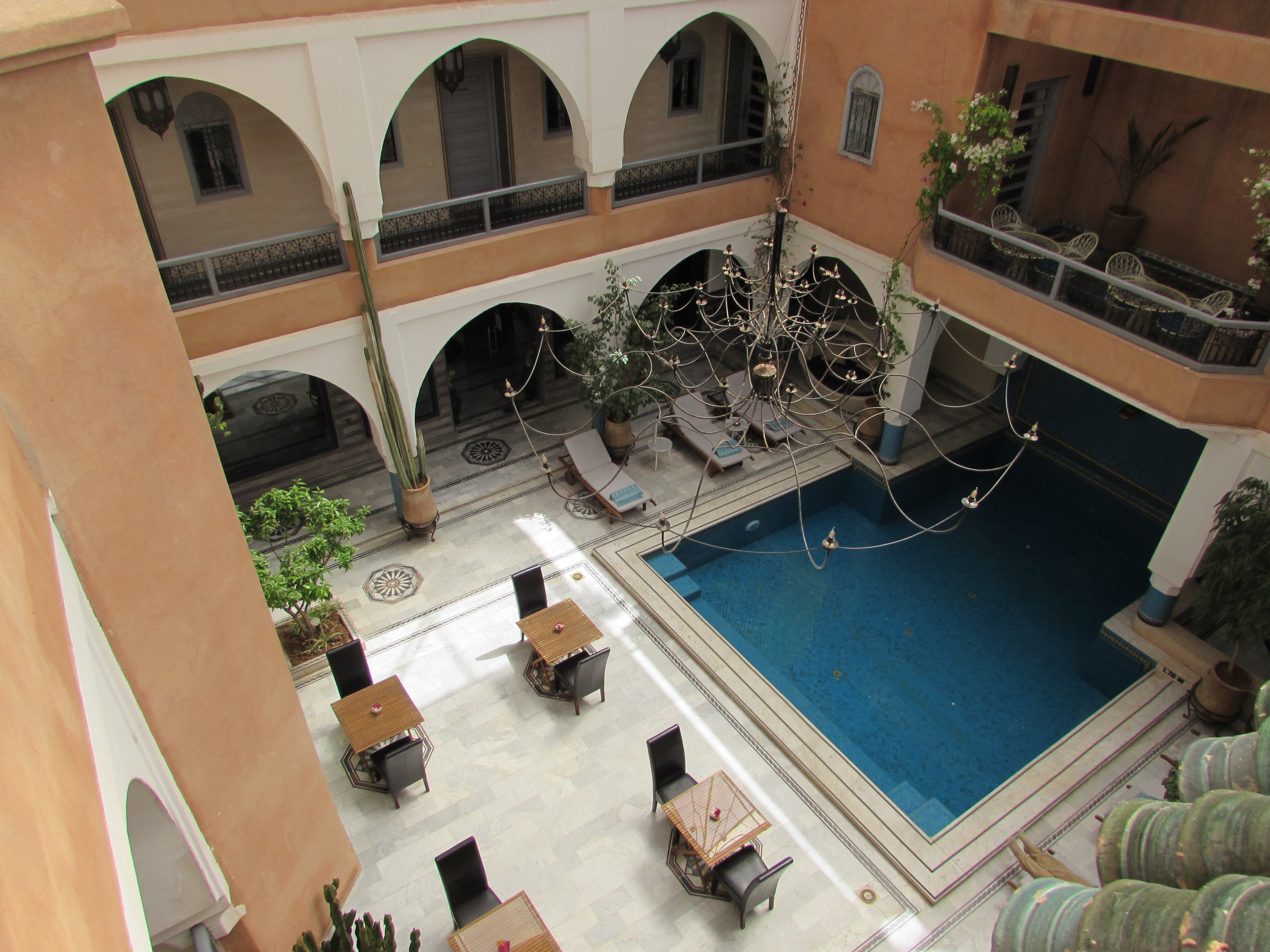 Sensational and vast 1,000m2 Marrakech medina hotel with seventeen suites