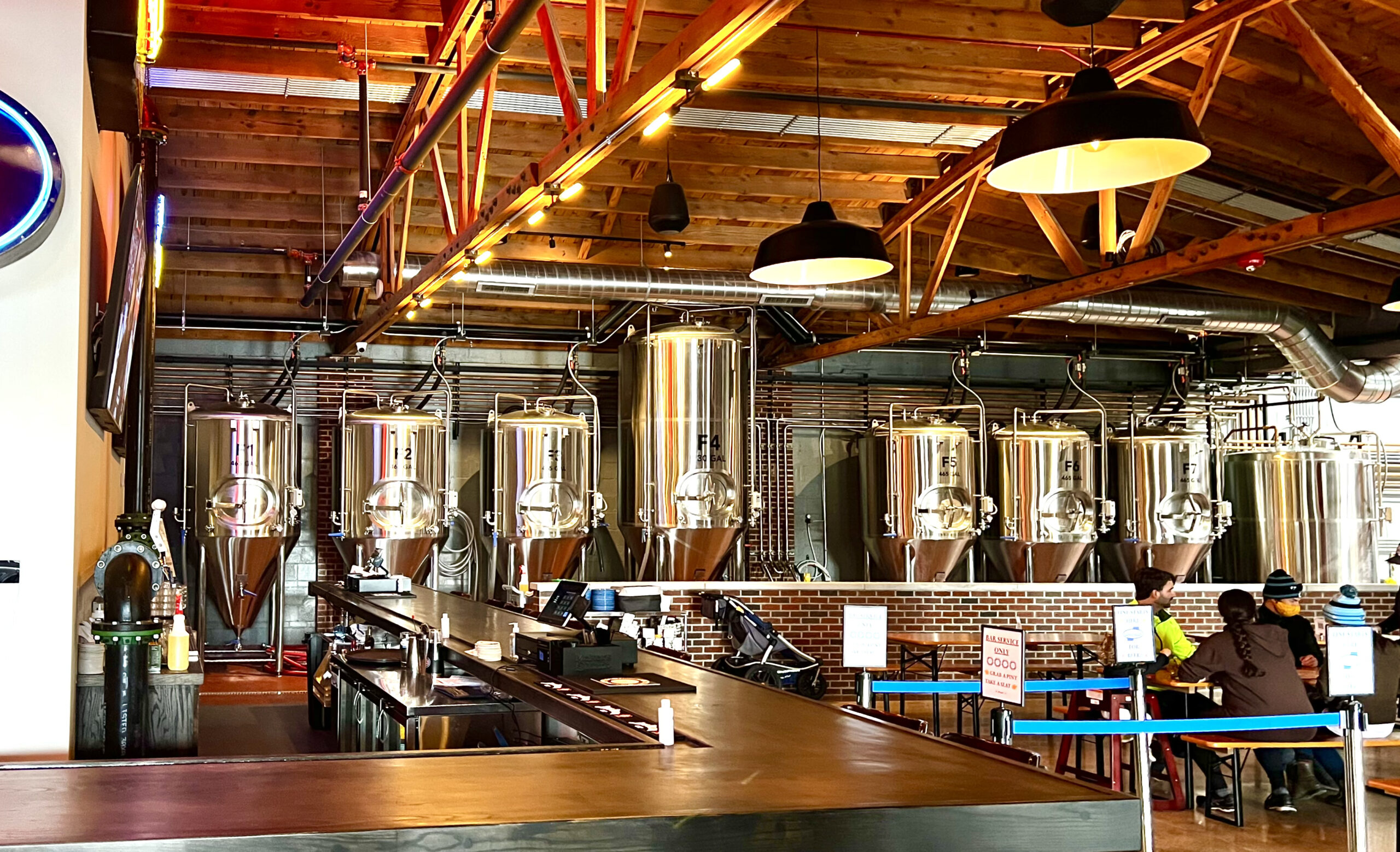 Evanston’s Newest Brewpub, Double Clutch