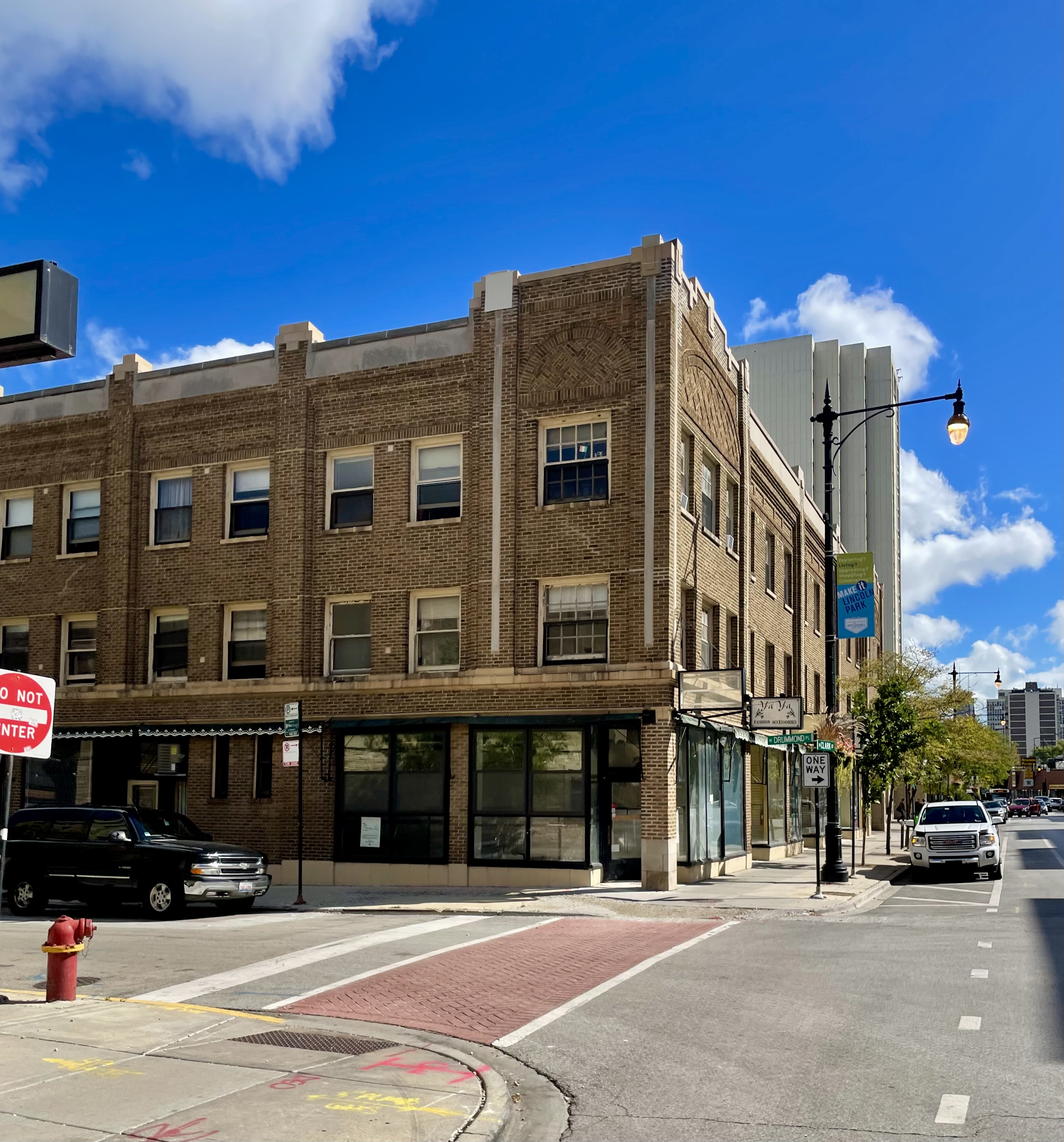 Document by Steven Vance The Covent Hotel is an SRO... Chicago
