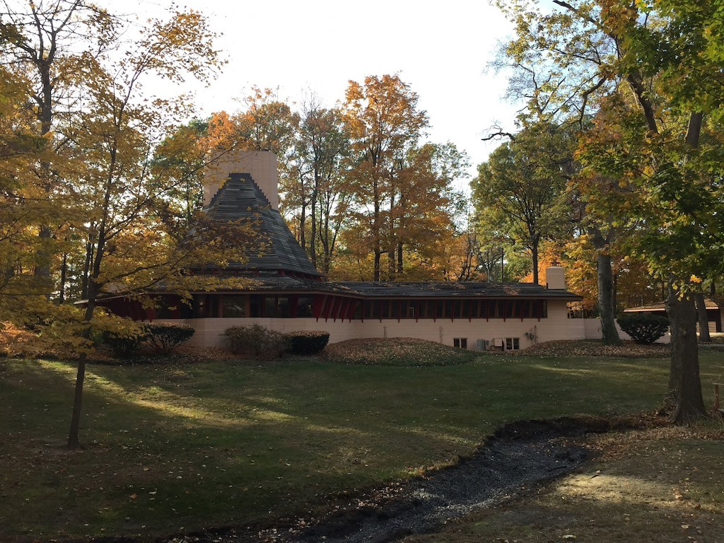 Five Frank Lloyd WrightDesigned Homes For Rent Chicago Magazine