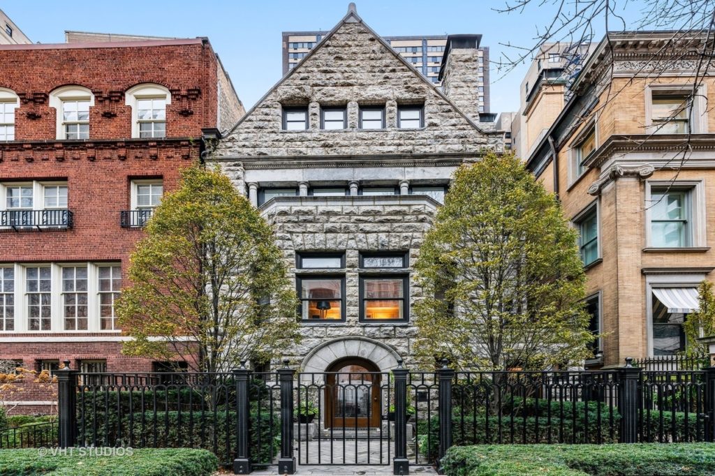 Four Pricey Pads For Sale in Chicago’s Gold Coast Chicago Magazine