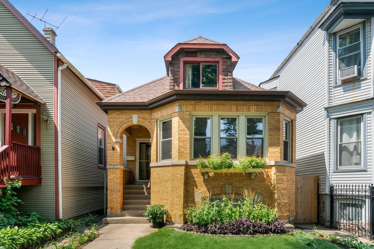 Five Chicago Bungalows For Sale Chicago Magazine