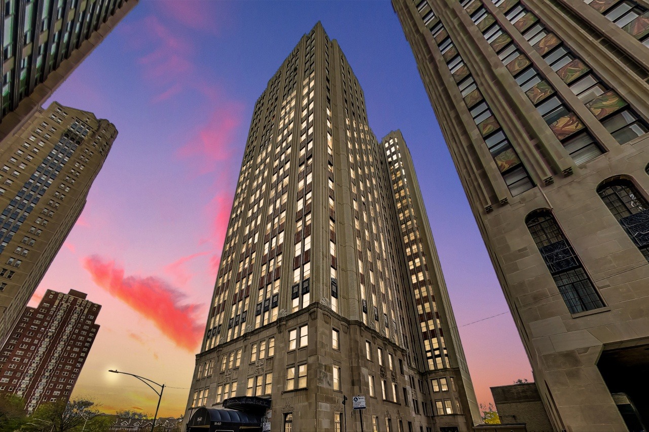 Five Chicago Prewar Apartments For Sale Chicago Magazine