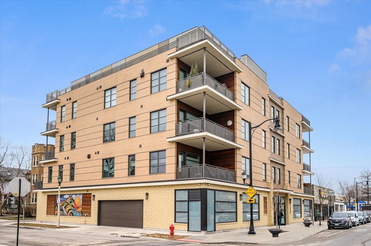 Five Condos For Sale in Oak Park Chicago Magazine