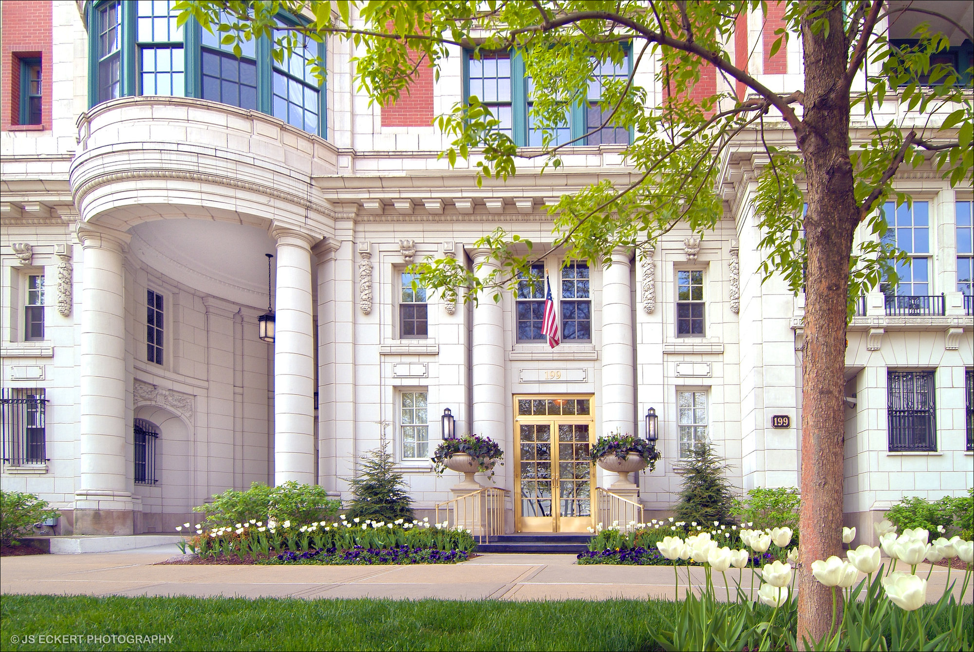 Chicago Coop Apartments For Sale Classic coops