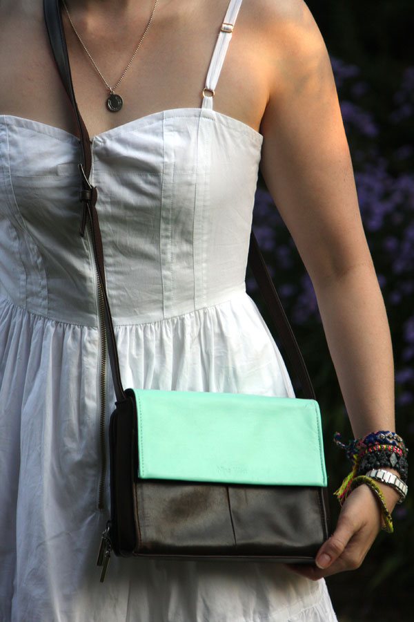 DIY Colorblock Bag A.K.A. How to Paint Leather with Acrylic Paint