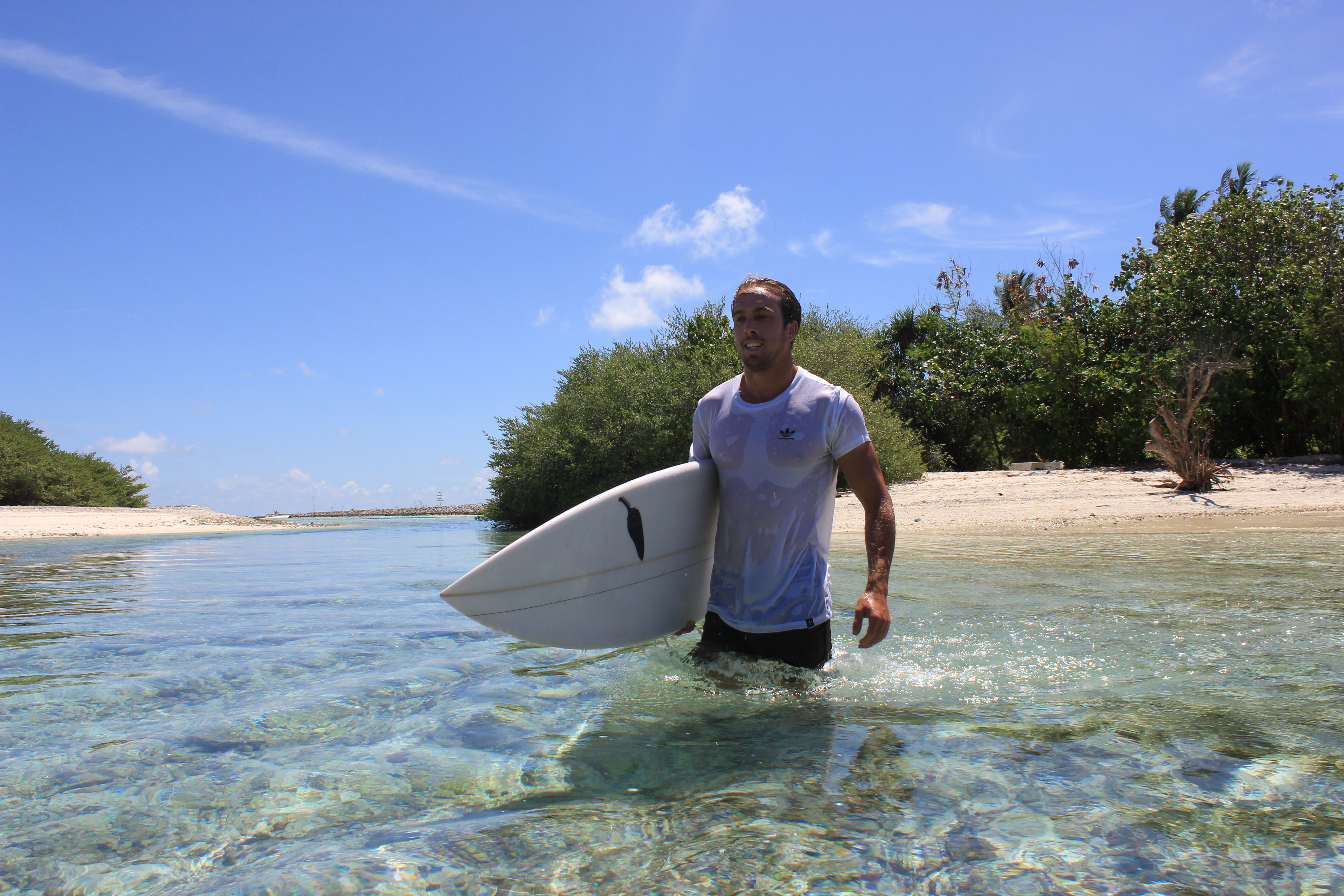 JOB OFFER SURF INSTRUCTOR Free Watersports Job Board