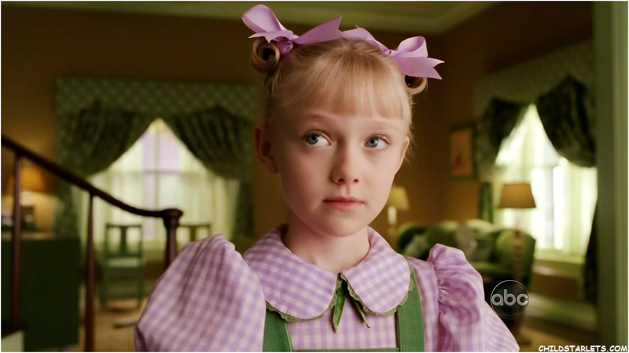 Dakota Fanning Child Actress Images/Pictures/Photos/Videos Gallery