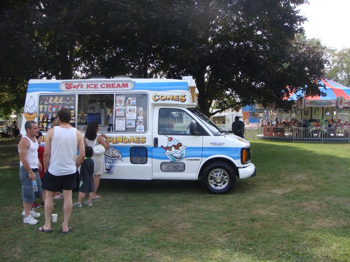 Soft Serve12 CHILLY WILLY'S ICE CREAM