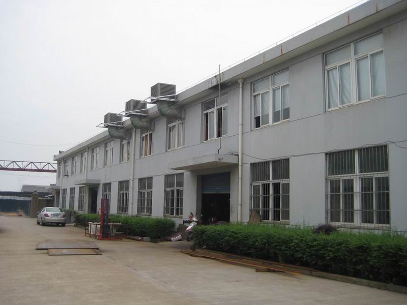 to CMM Ningbo Charming Trade Co., Ltd
