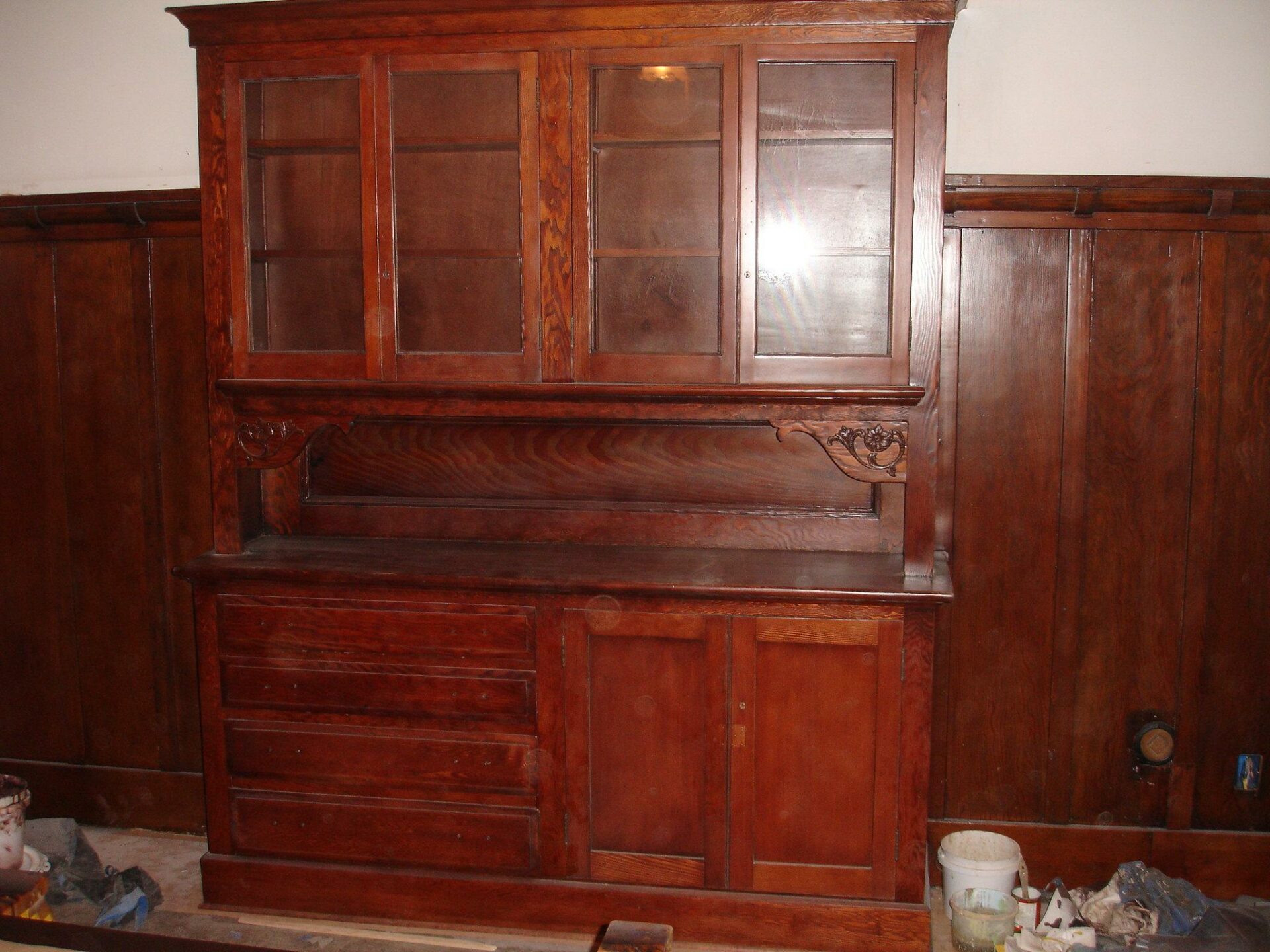 Hutch vs. China What's The Difference? ChinaPlanning