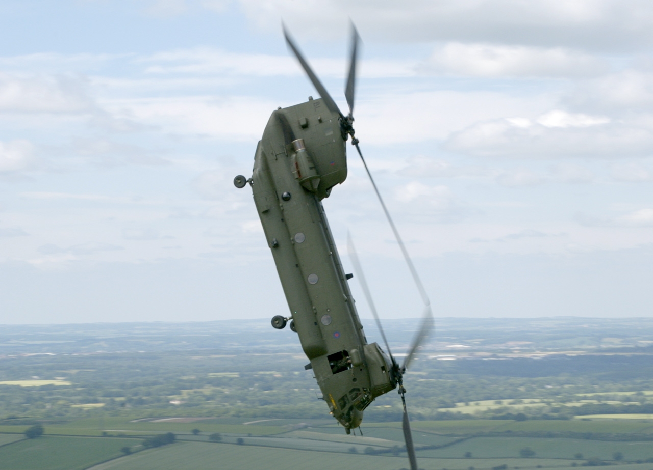 Boeing Chinook helicopter (H47) History, Photographs, Videos, News.