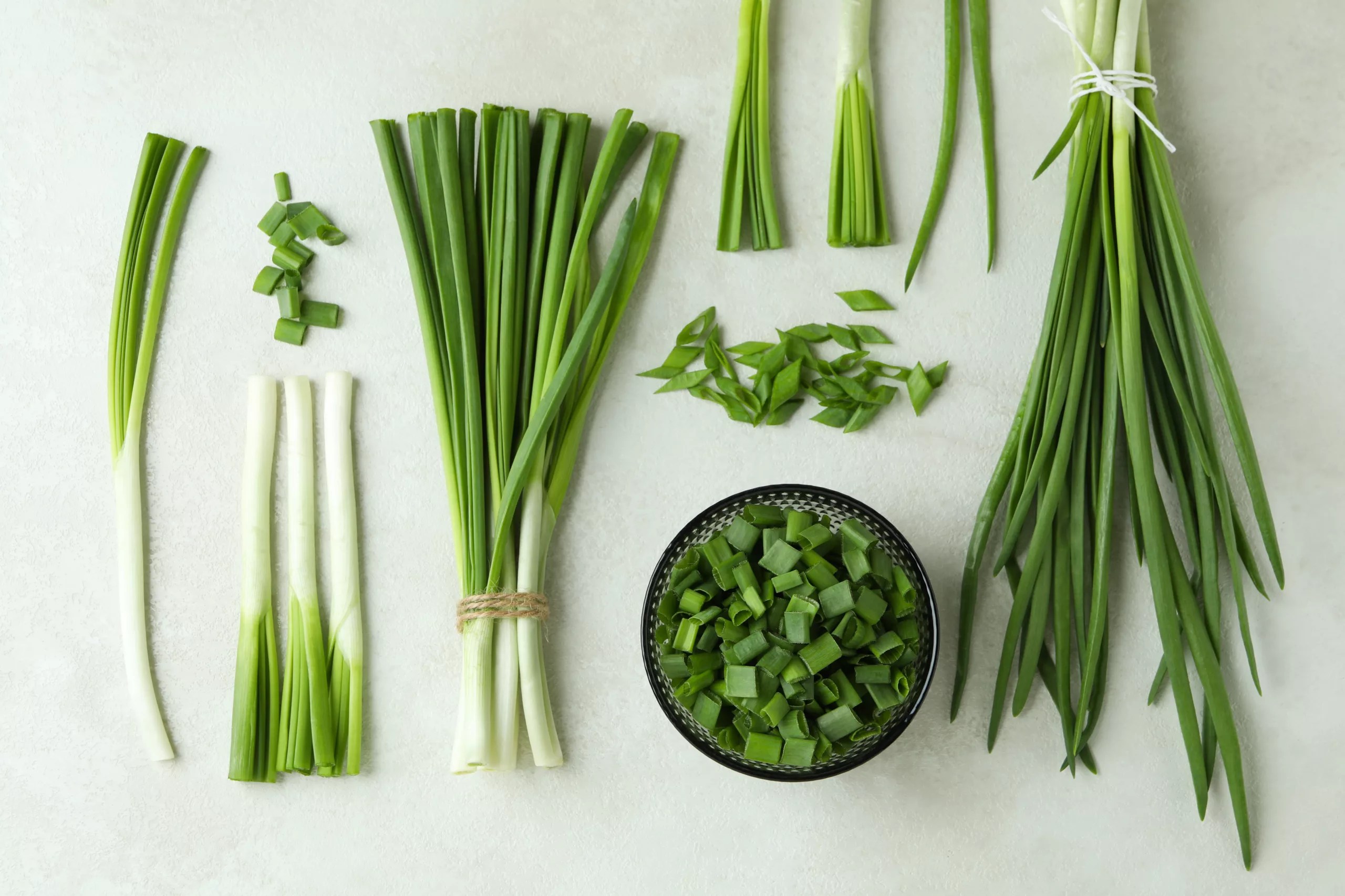 Here’s How You Can Regrow Green Onions From The Ones You Just Bought In