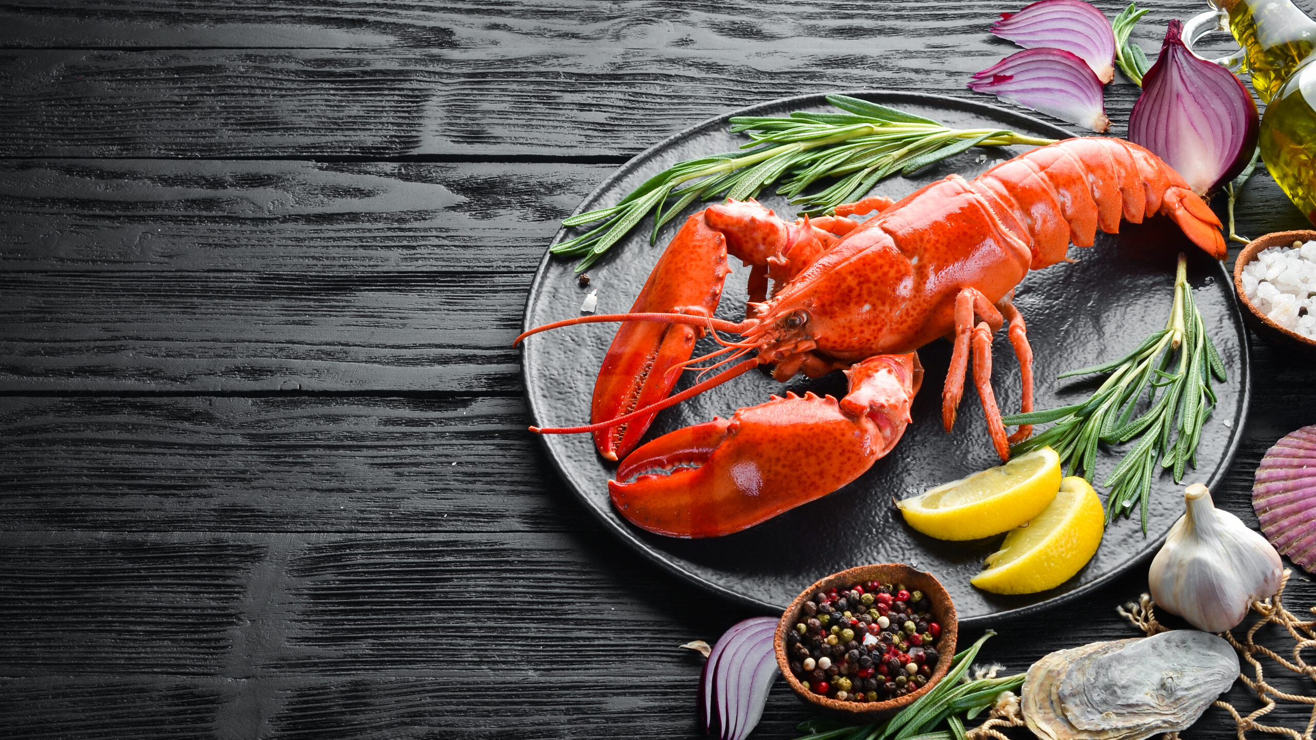 She’s Really Allergic To Lobster, And Her Husband Thinks She Can Just