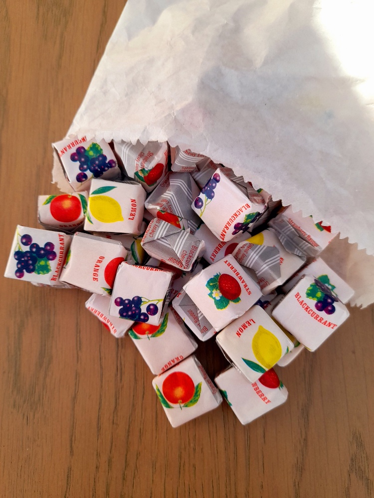 Fruit Chews Chobbles