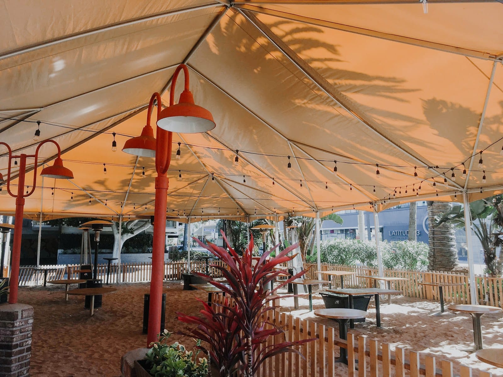 Should You Buy or Rent a Tent for Your Business or Event? Choura