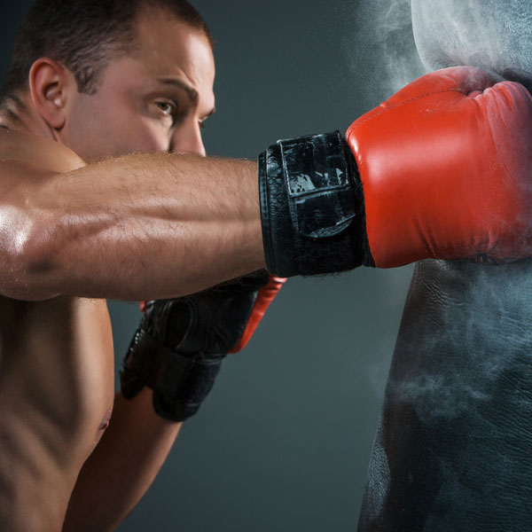 Thai HIIT Kickboxing Heavy Bag Workout Chrashfit