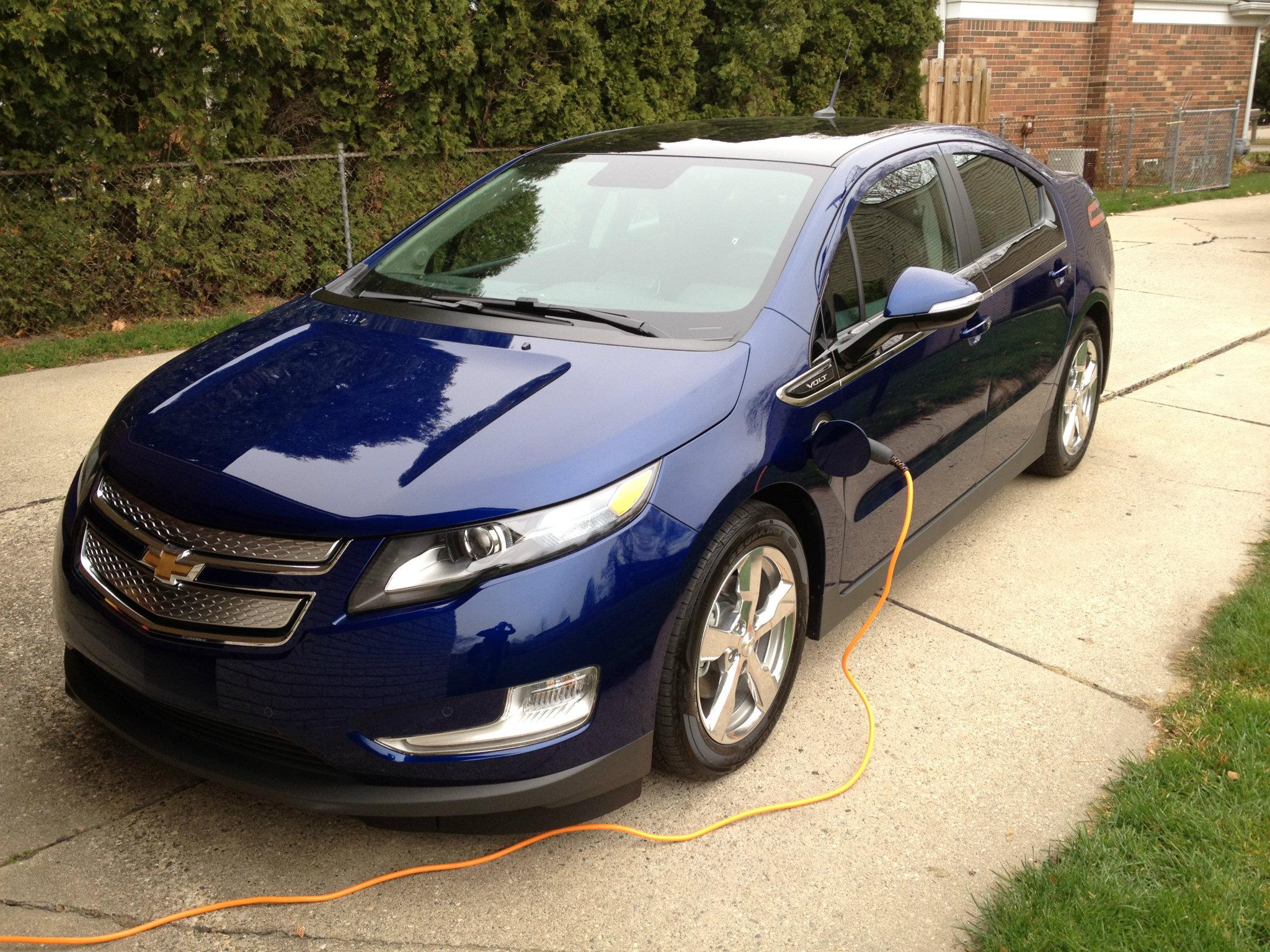 My 2012 Chevy Volt. Blue Topaz. | Chevy volt, Chevy, My dream car