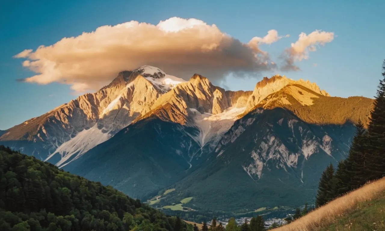 How Tall Is Zeus, The Greek God Of Thunder? Christian site