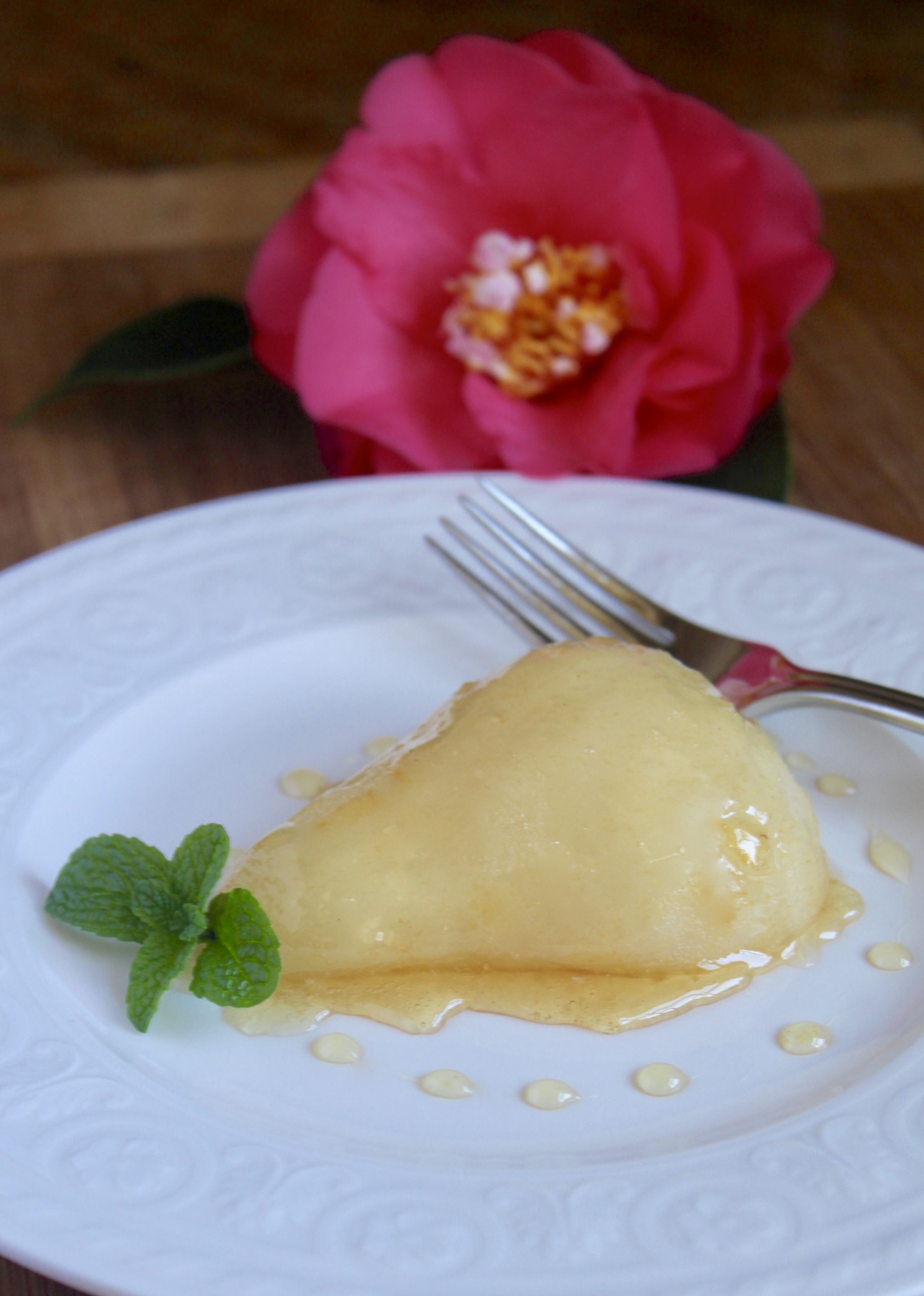Poached Pears in Wine (Easy 3 Ingredient Recipe) Christina's Cucina