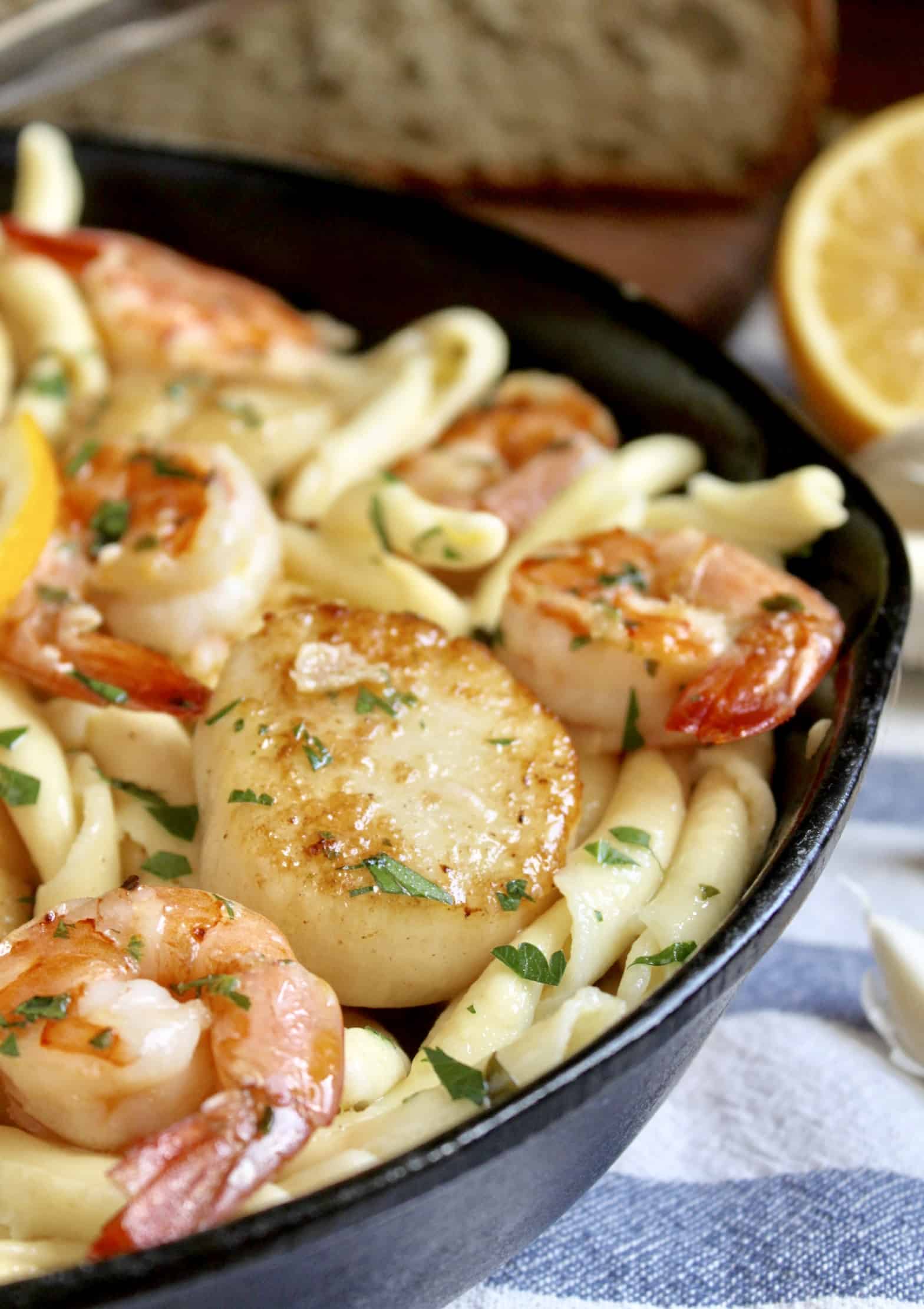 Seafood Pasta with Shrimp and Scallops (and Garlic!) Christina's Cucina