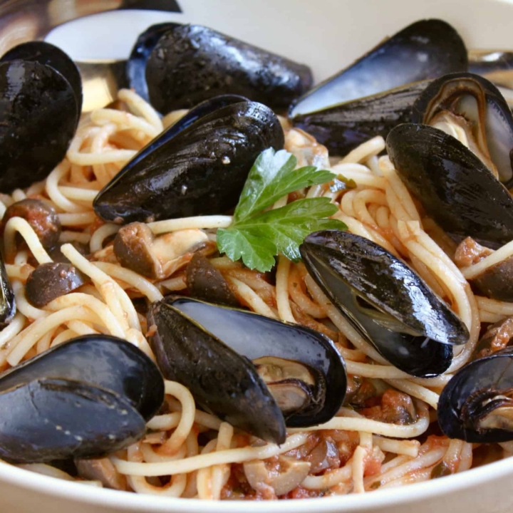 Mussel Pasta (Italian recipe with Olives and Tomatoes) Christina's Cucina