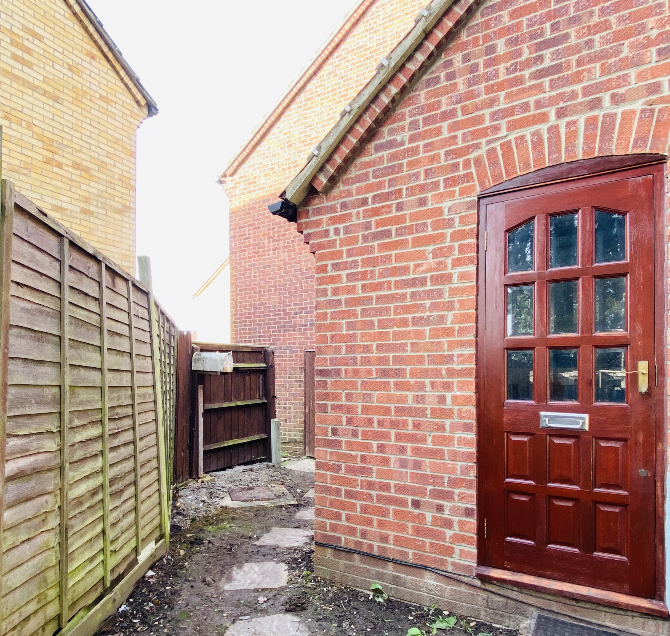 Studio Apartment in Hayes Christines Property Management