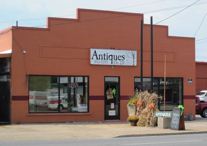 Antiques on 231, Lebanon Tennessee vintage Christmas