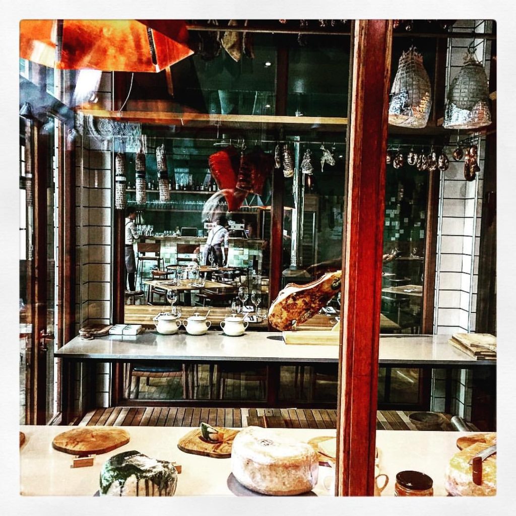 Foxcroft Bakery foxy new addition to Constantia!