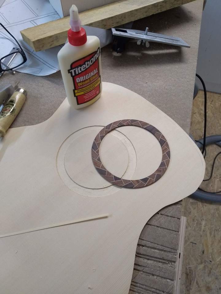 Gitarre No 8, Teil 2 Herstellung der SchalllochRosette