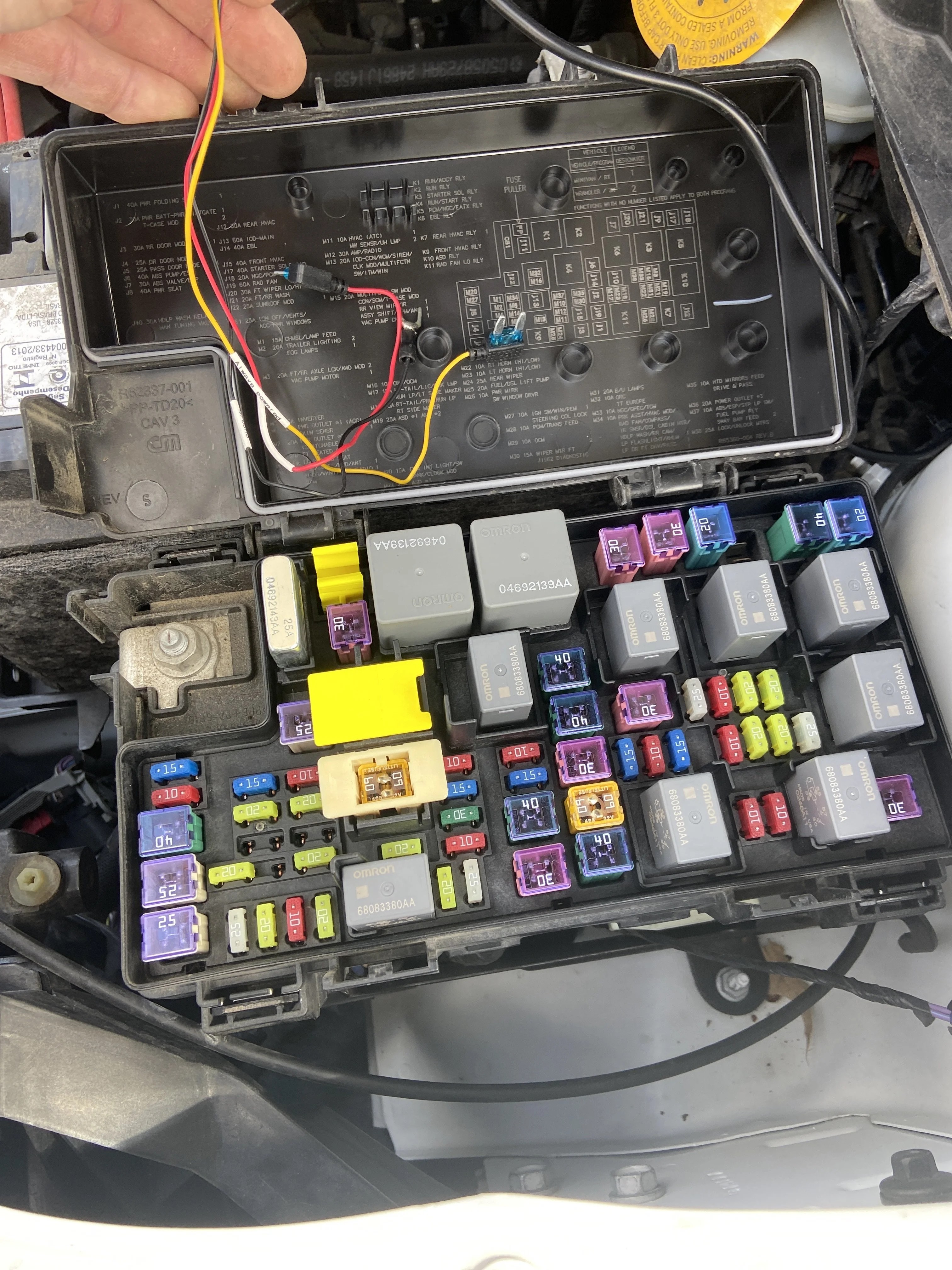 Help in getting wires into fuse box The Chrysler Minivan Fan Club Forums