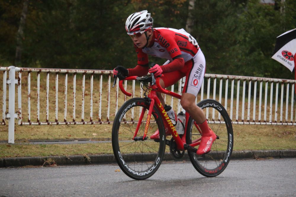 自転車競技部・尾形尚彦（文4）さん 2020全日本大学自転車競技大会 男子個人ロードレース・学連の部 優勝 中央大学