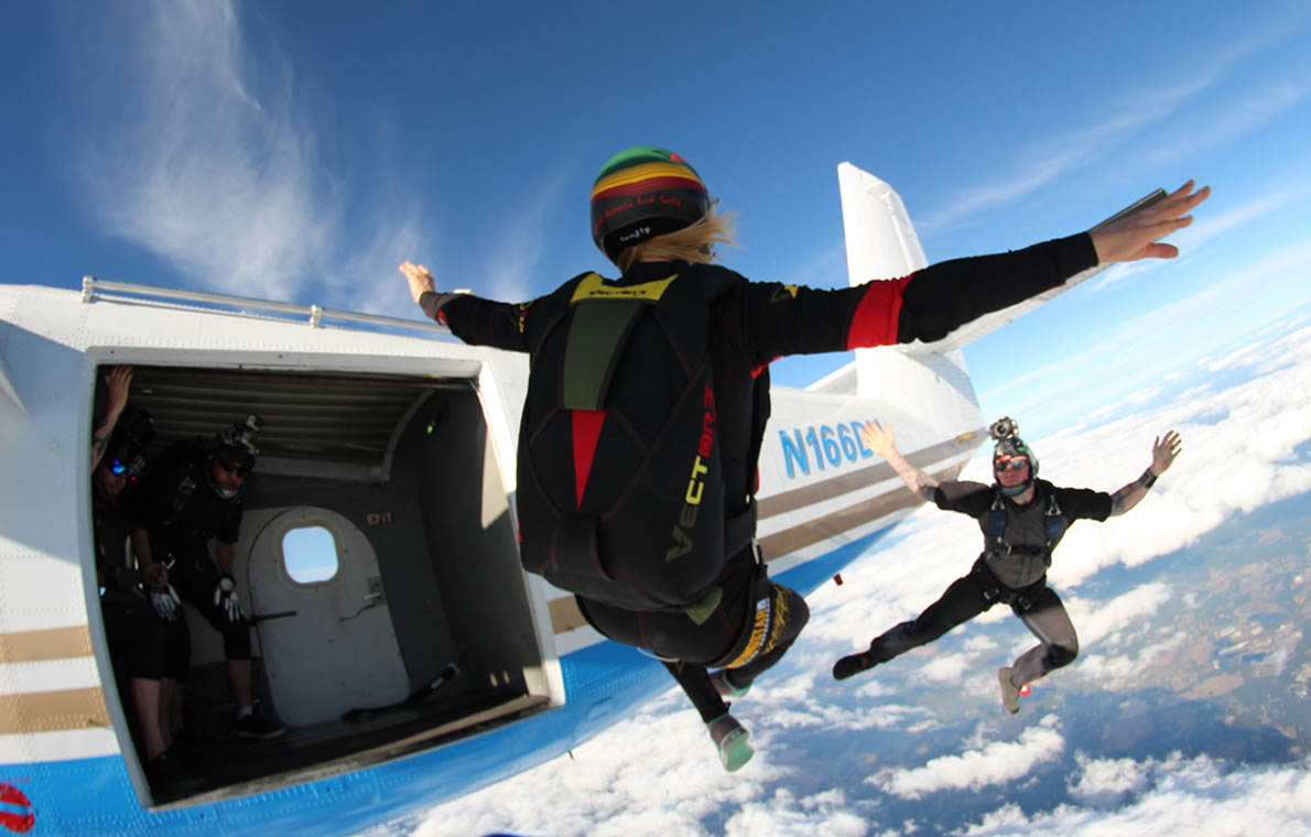 ChutingStar Skydiving Equipment Store Parachutes Skateboards