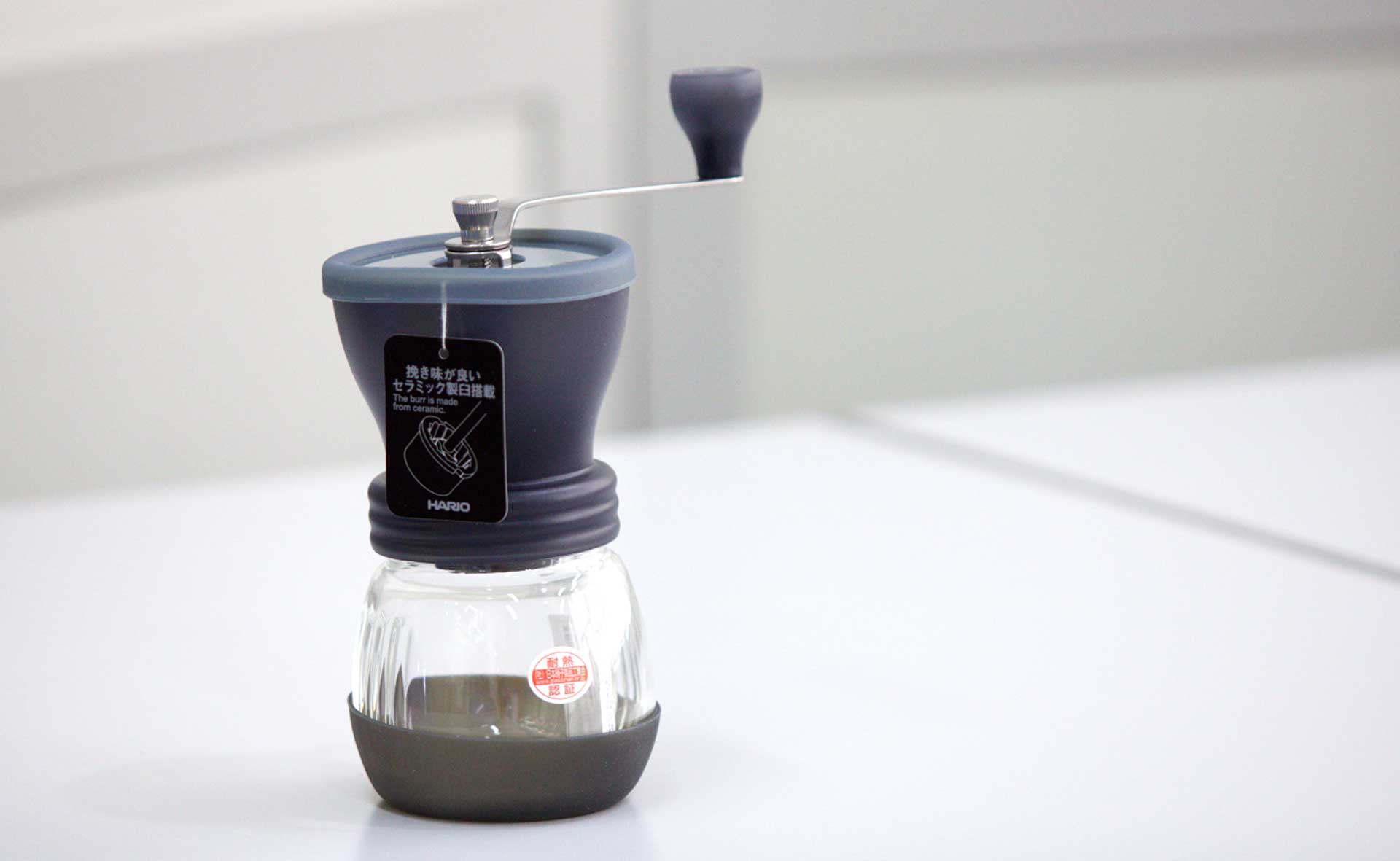 Hario Ceramic Coffee Mill Skerton Cikopi