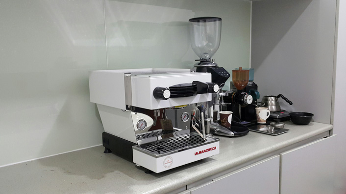 Pilihan Alat Kopi Untuk Kantor Cikopi