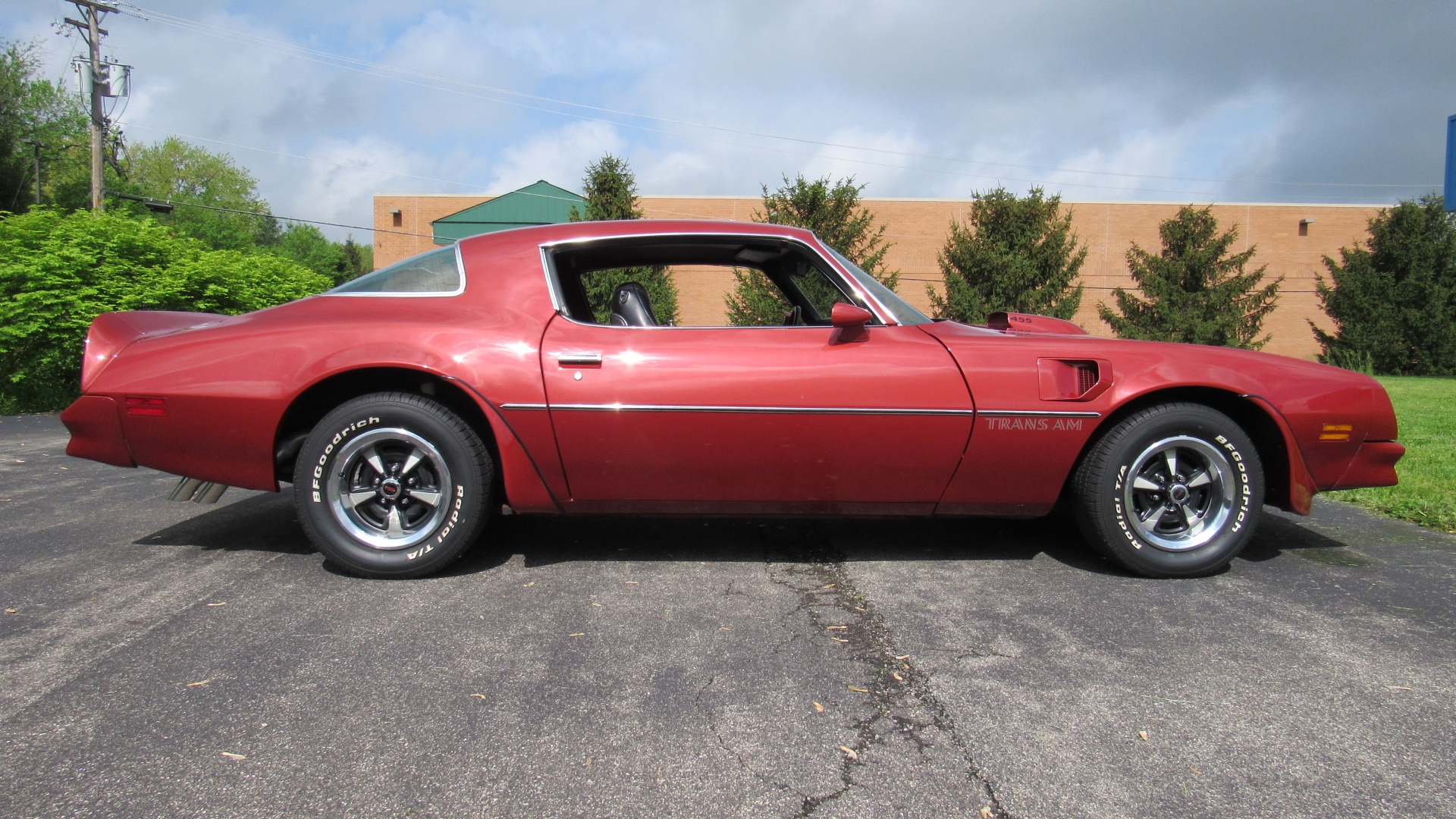 1976 Trans Am, 455 Pontiac Engine, Restored, SOLD! Cincy Classic Cars