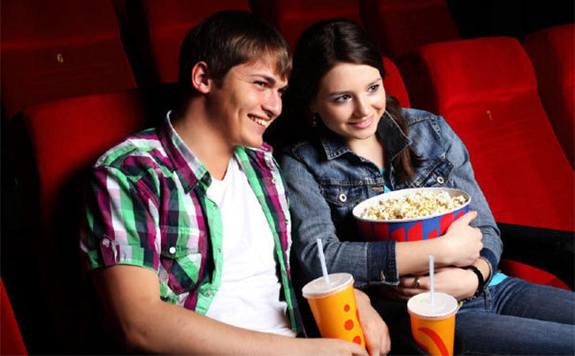 Kinder und Jugendliche Cineplex Baunatal