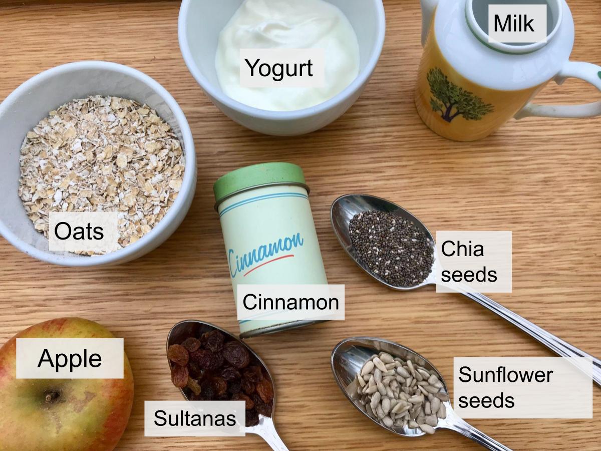 Healthy Bircher Muesli (overnight oats) Cinnamon and Kale