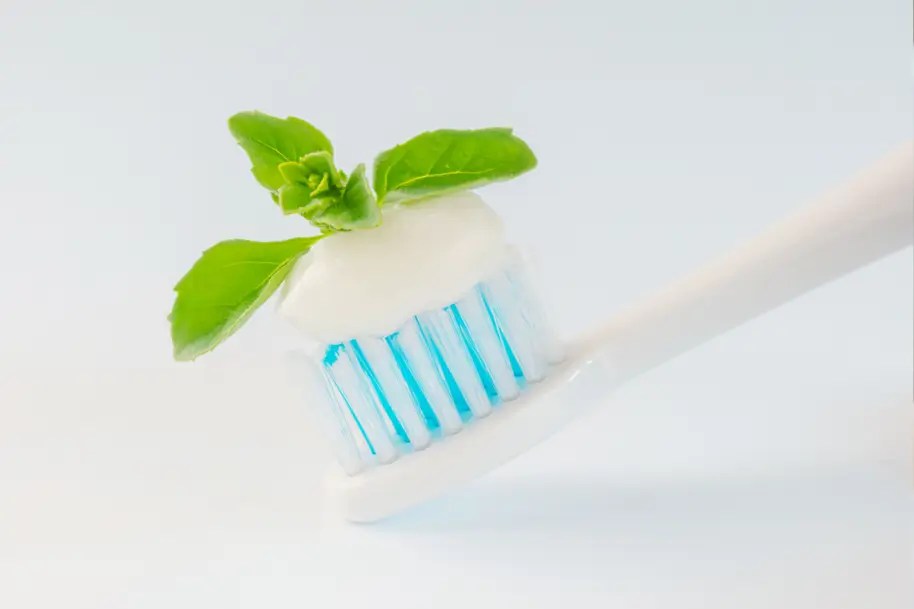 These Toxic Toothpaste Ingredients You Should Avoid