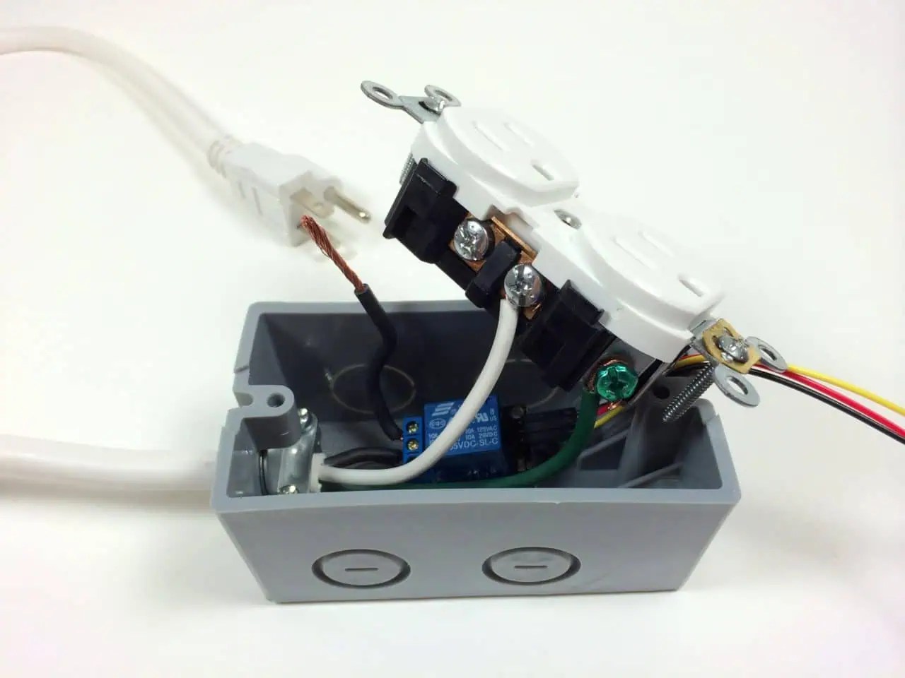 Build an Arduino Controlled Power Outlet Attaching the Neutral