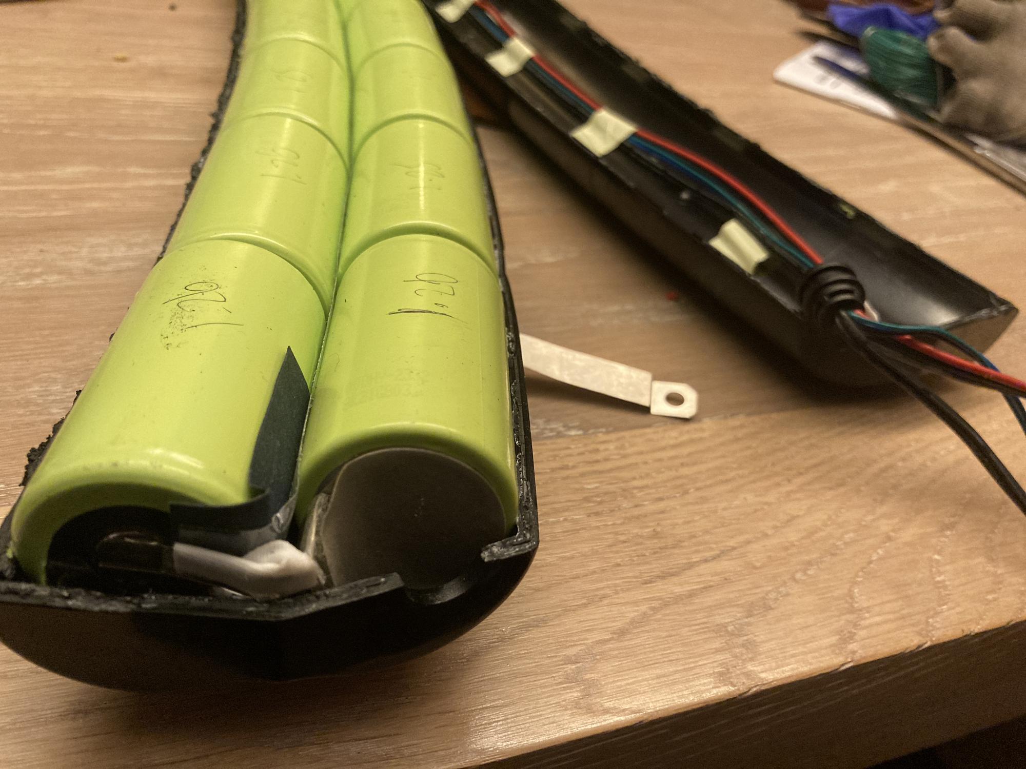 De Batterijen Vervangen Van Een Banaanaccu (Sparta Ion) - Forum - Circuits Online