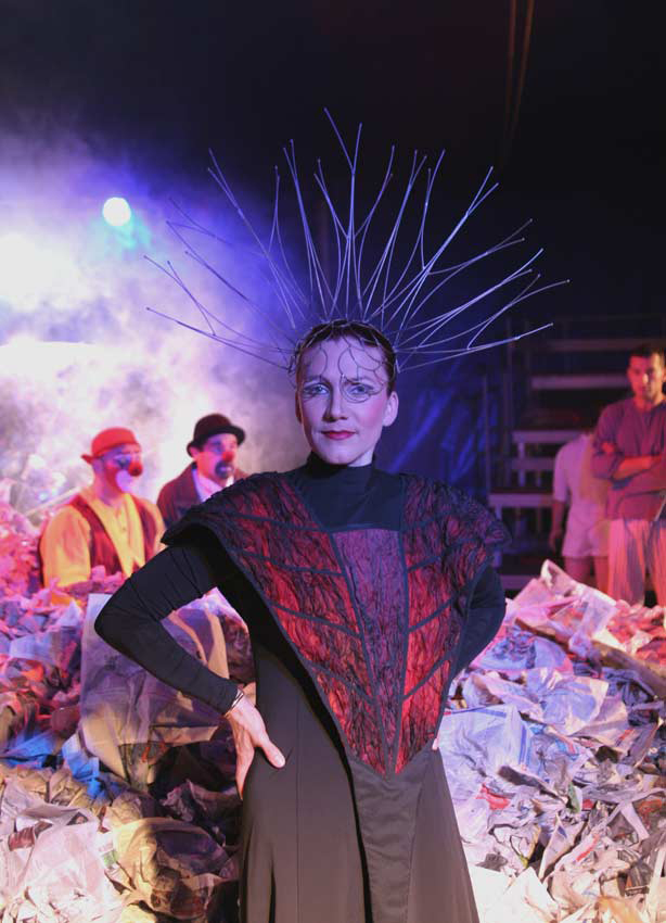 Cirque Bouffon Cirque Bouffon