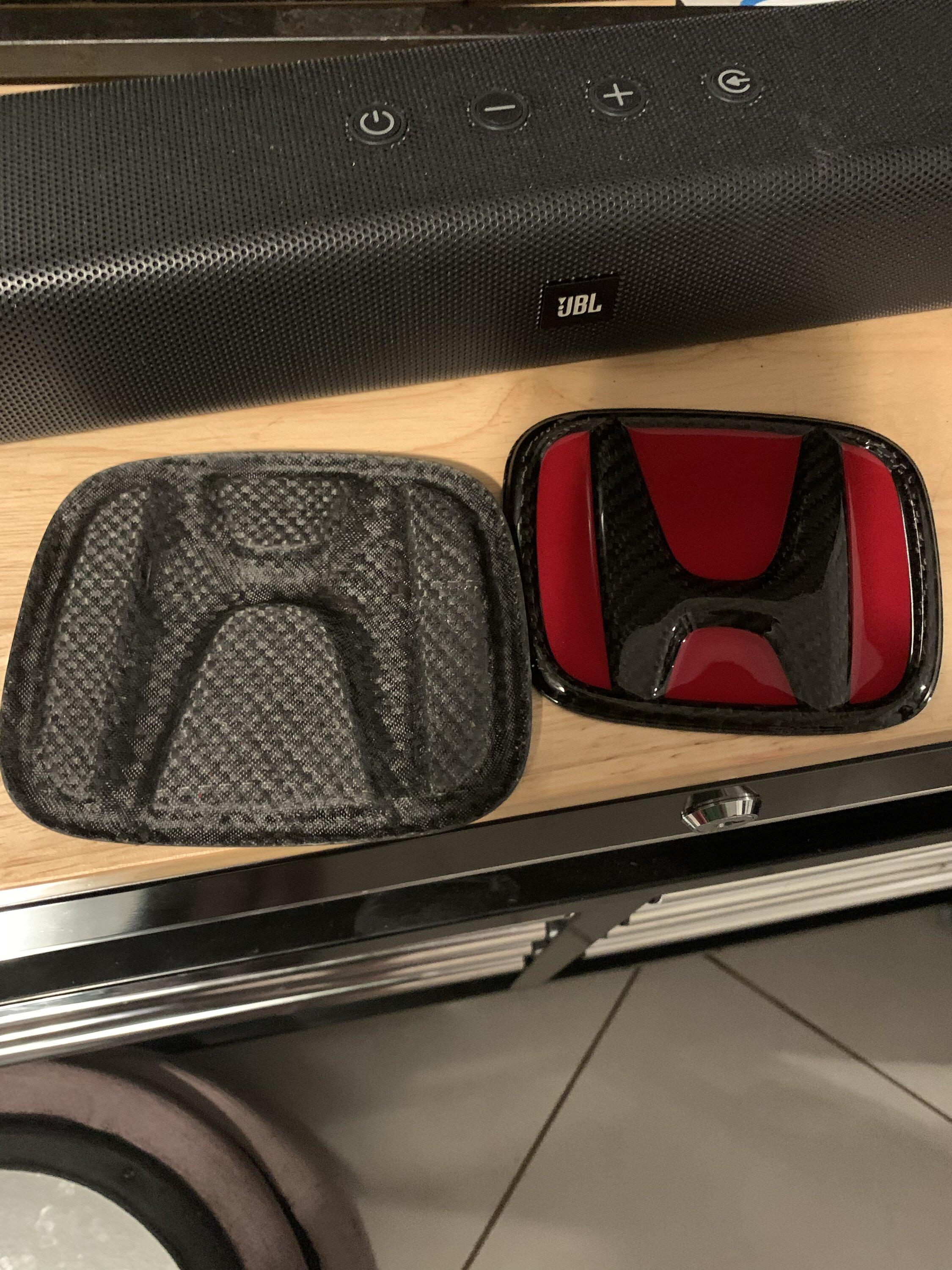 Change front / rear H badge Q | 2016+ Honda Civic Forum (10th Gen
