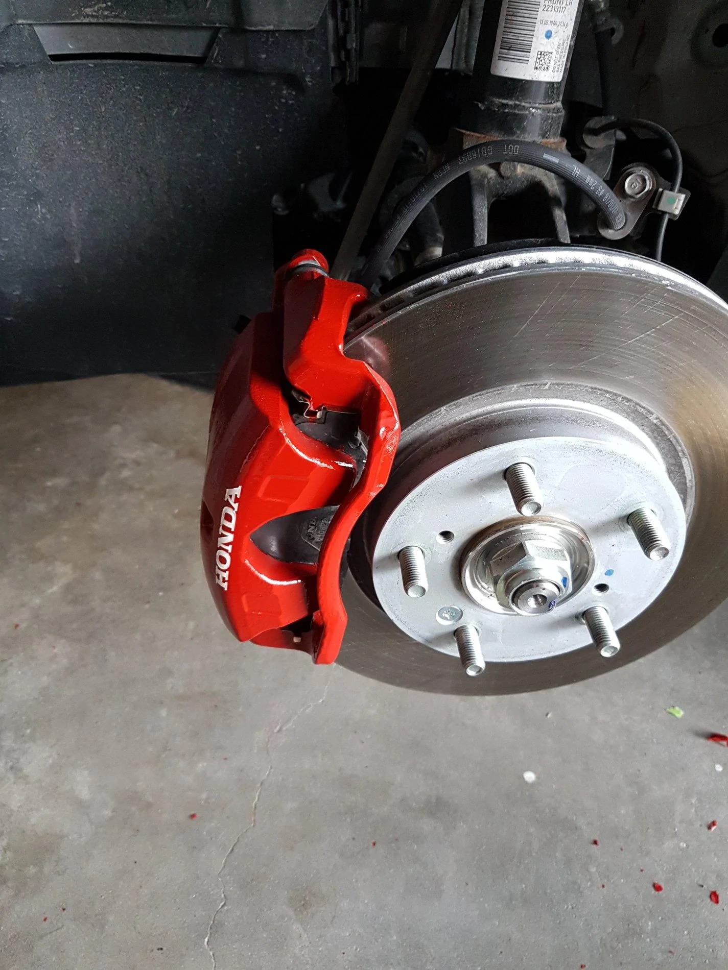 Painting calipers! 2016+ Honda Civic Forum (10th Gen) Type R Forum